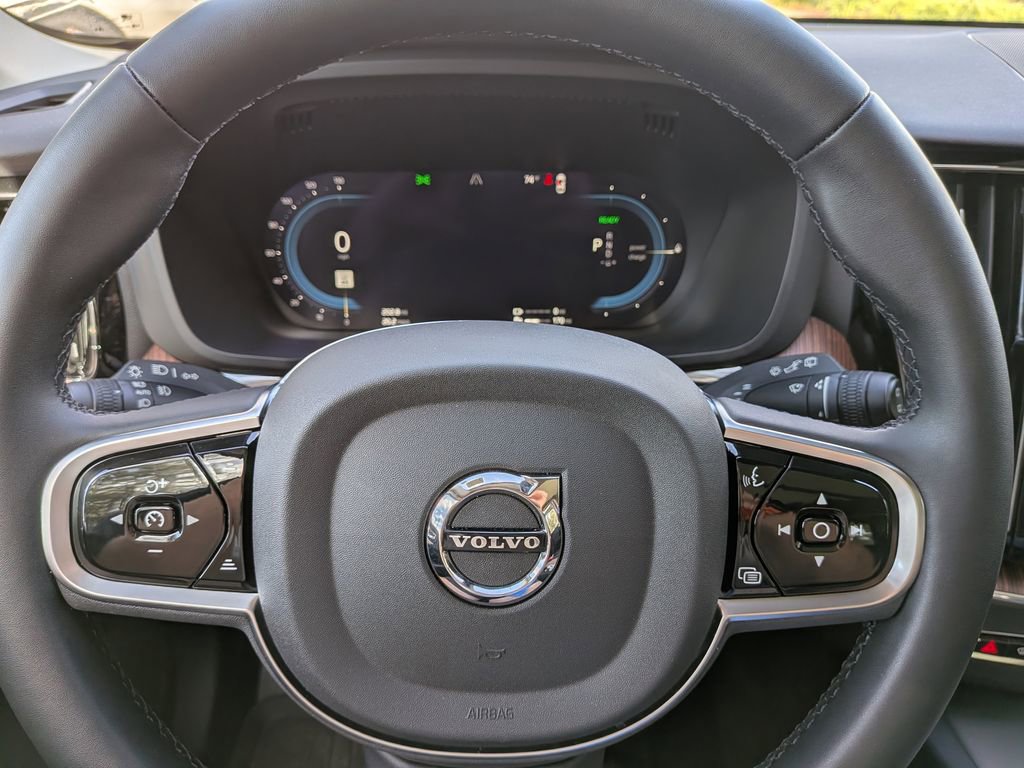 New 2024 Volvo XC60 T8 Plus w/ Protection Package Premier image 37