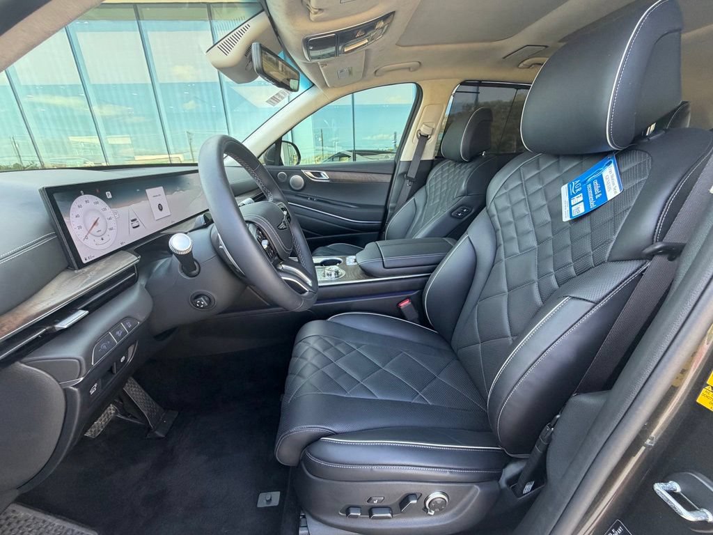 Used 2025 Genesis GV80 3.5T Prestige AWD/4WD image 11