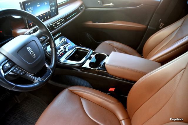 Used 2023 Lincoln Nautilus Reserve image 10