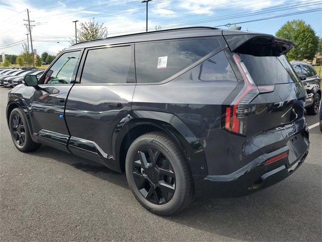 New 2026 Kia EV9 Land w/ Nightfall Edition Package image 6