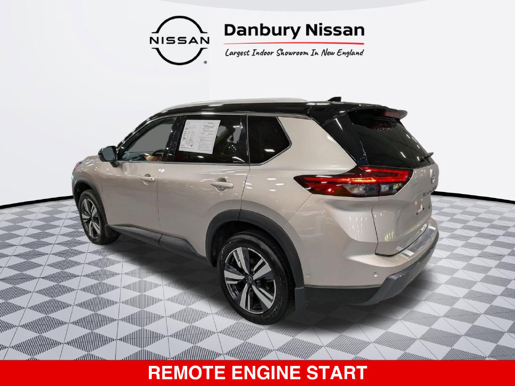 Certified 2025 Nissan Rogue SL w/ SL Premium Package AWD/4WD image 6