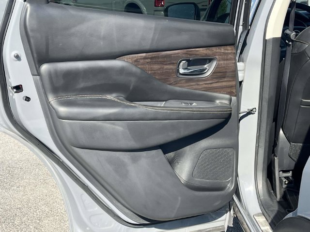 Used 2023 Nissan Murano Platinum w/ Cargo Package FWD image 17
