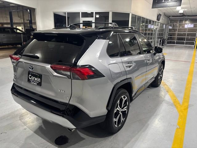 Used 2023 Toyota RAV4 XSE AWD/4WD image 8
