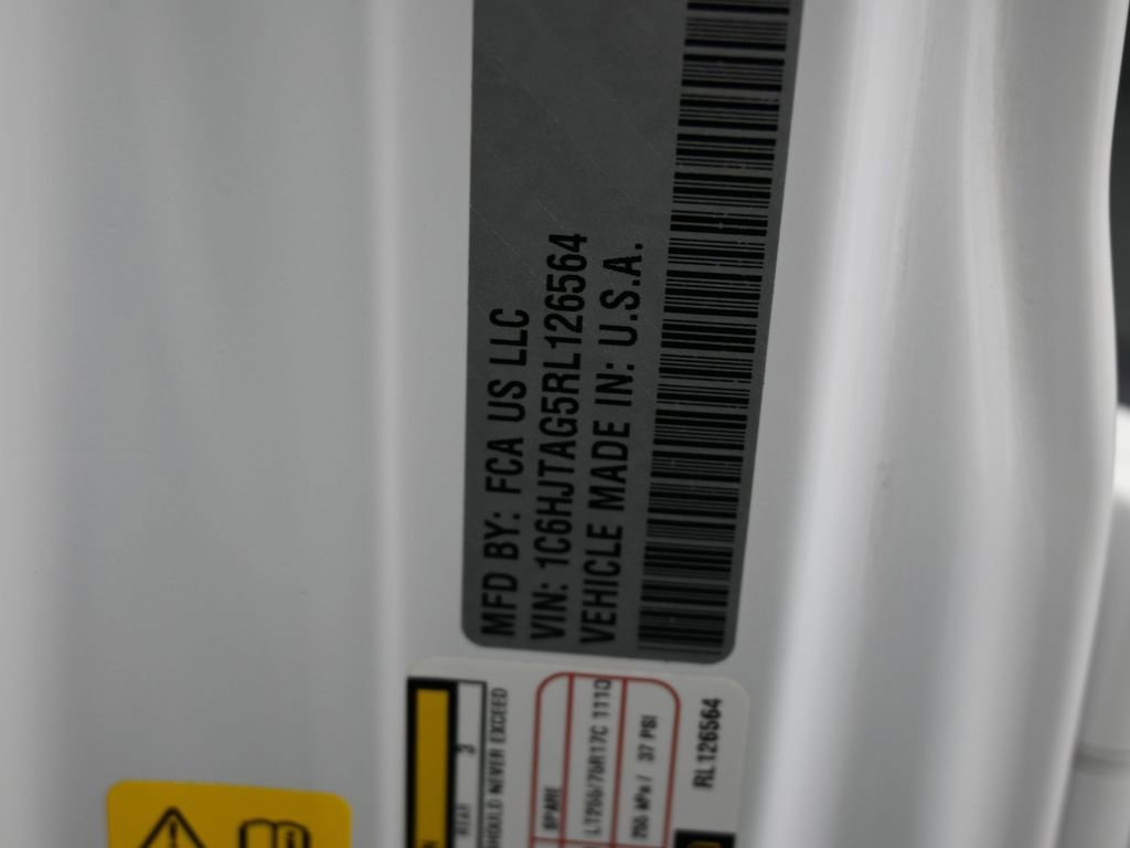 Used 2024 Jeep Gladiator Sport image 15