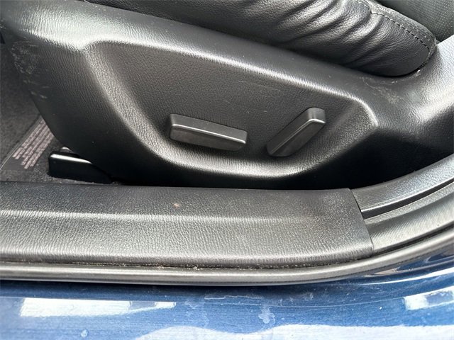 Used 2018 MAZDA MAZDA3 Grand Touring w/ Premium Equipment Package image 12