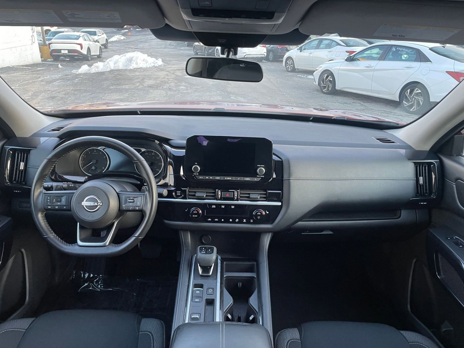 Used 2025 Nissan Pathfinder SV image 35