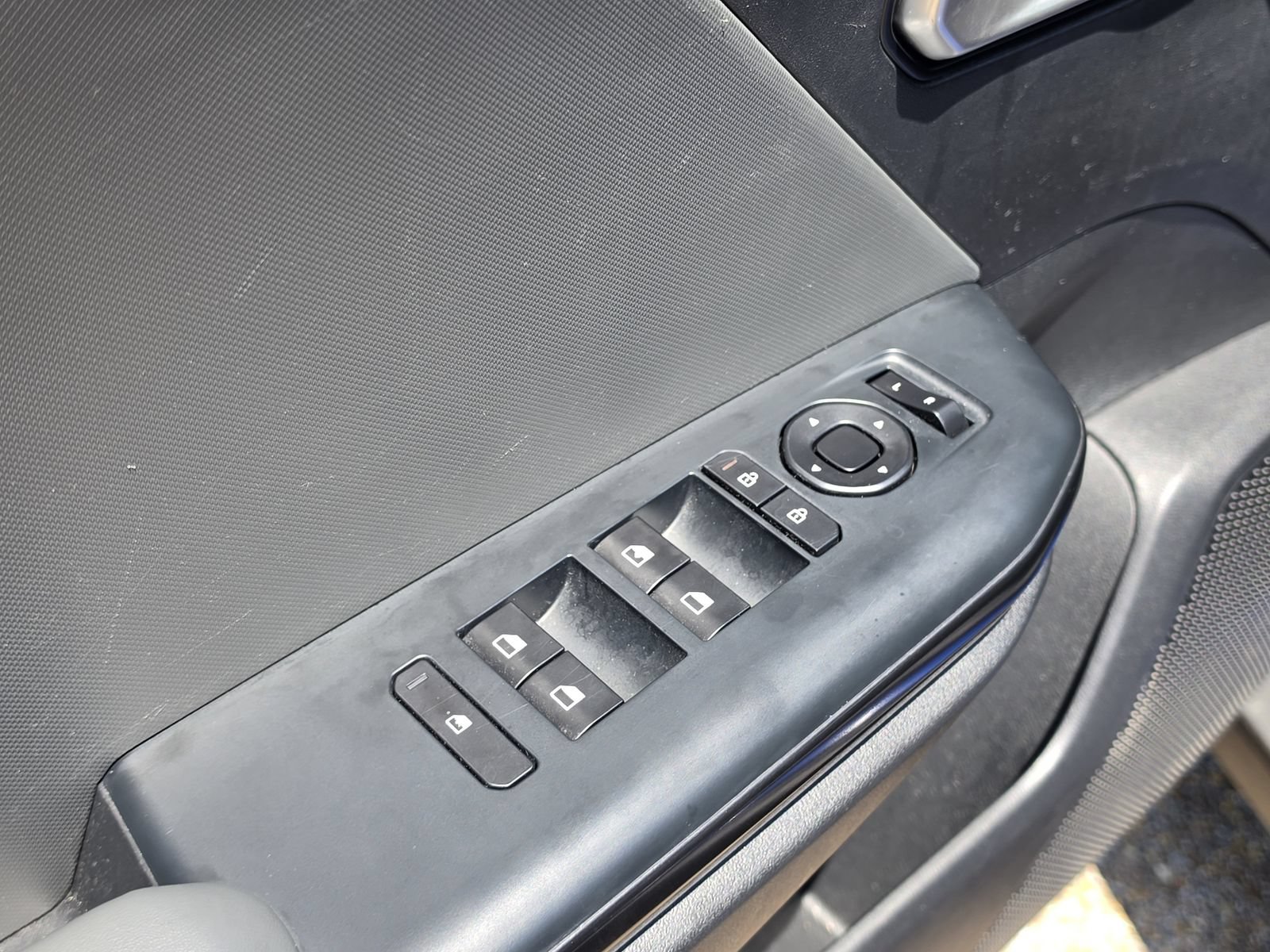 Used 2025 Kia K4 FWD image 17