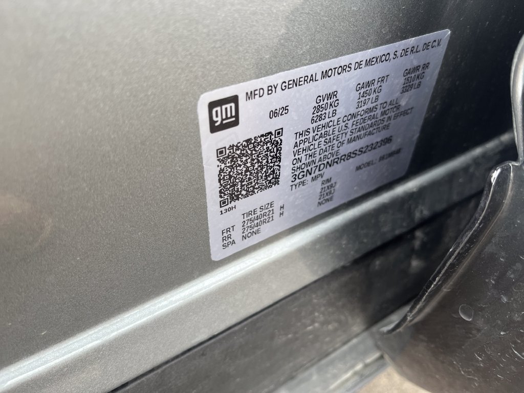 New 2025 Chevrolet Equinox EV LT w/ Convenience Package II AWD/4WD image 29