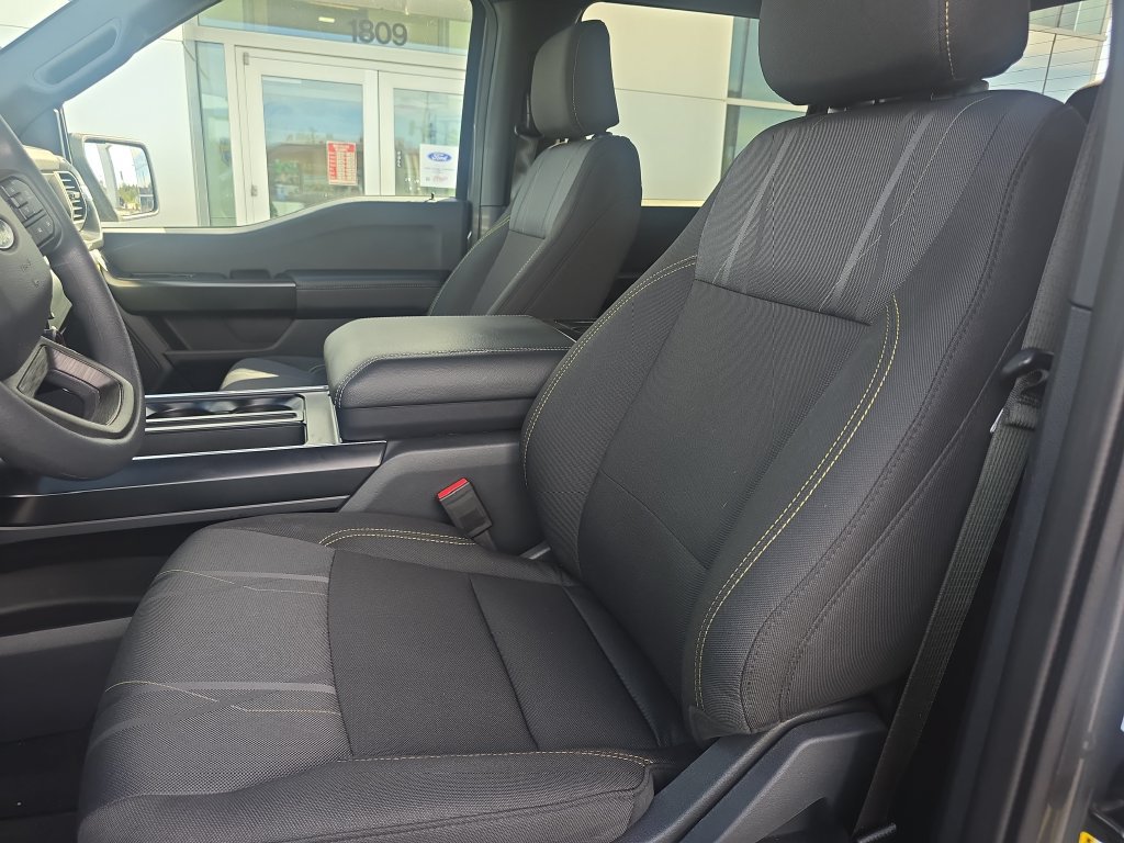 Used 2024 Ford F150 STX AWD/4WD image 9
