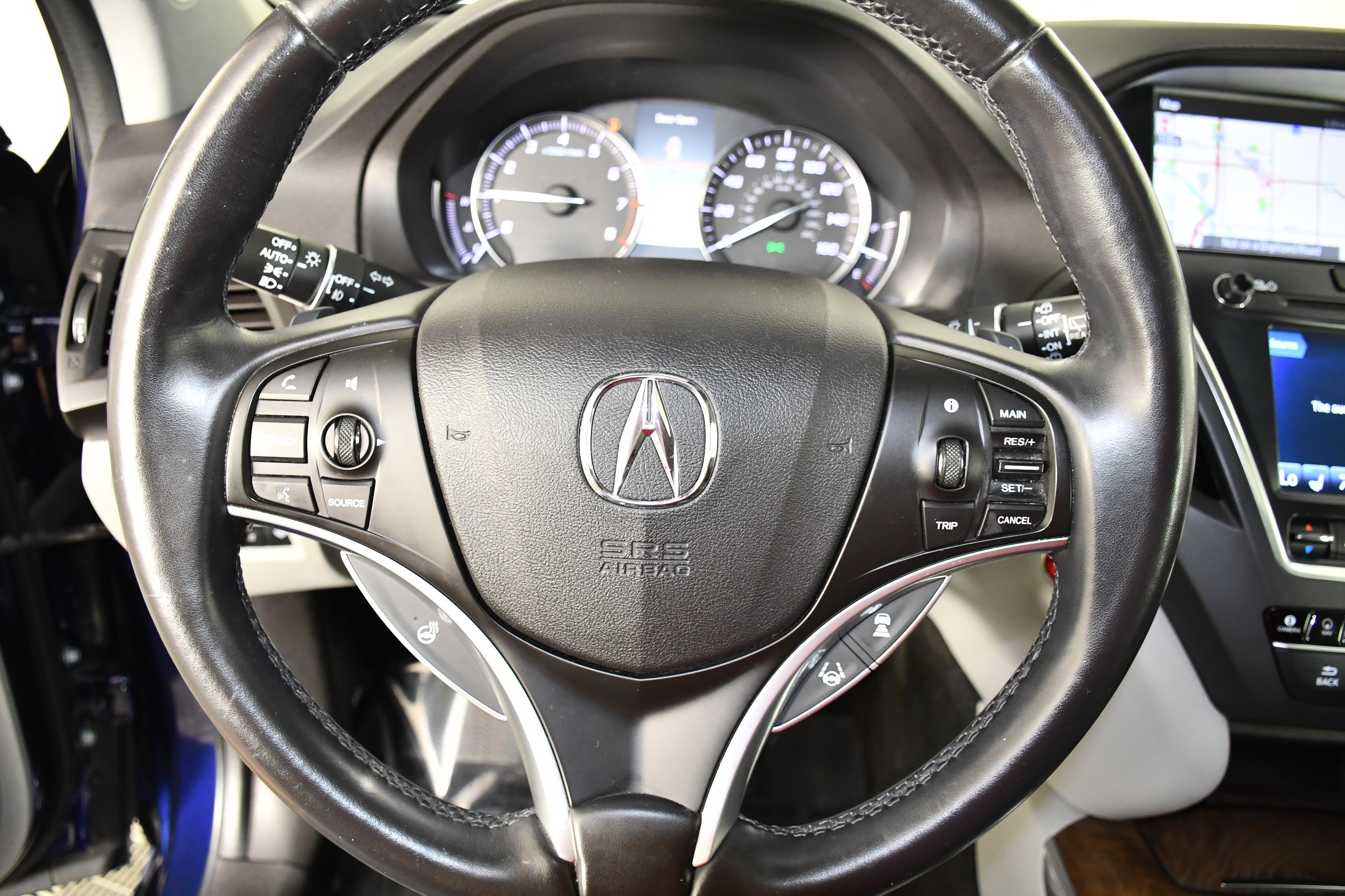 Certified 2020 Acura MDX w/ Advance Package AWD/4WD image 11