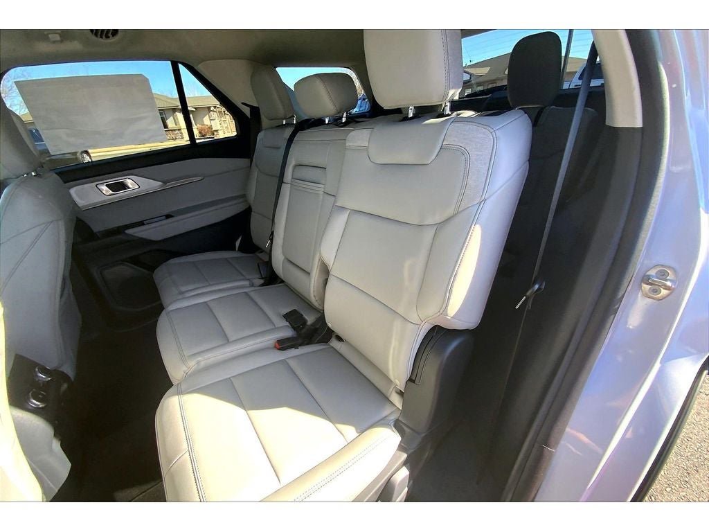 New 2026 Ford Explorer Active w/ Active Comfort Package image 26