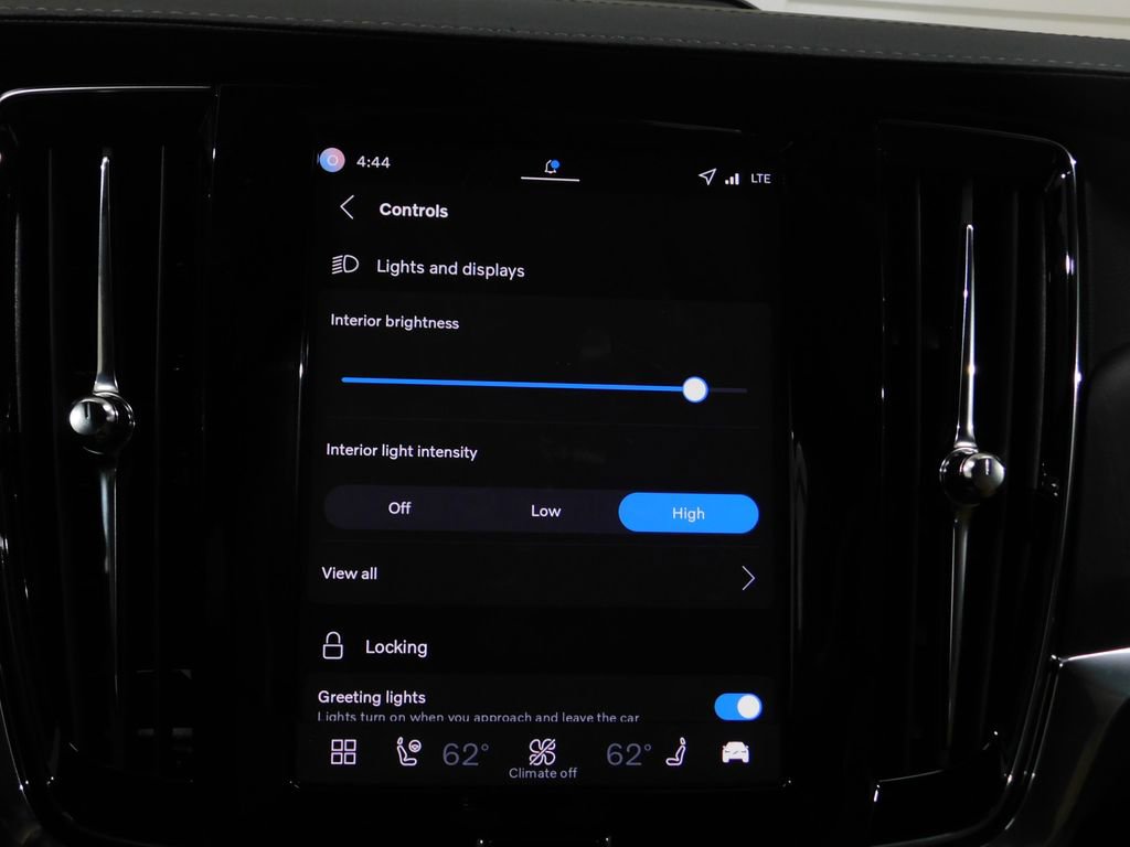 Used 2026 Volvo V90 B6 Cross Country Ultra image 62