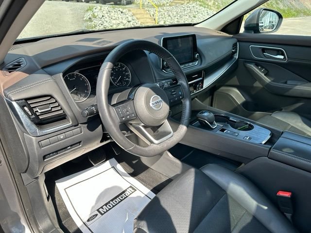 Used 2021 Nissan Rogue SV w/ Premium Package FWD image 23