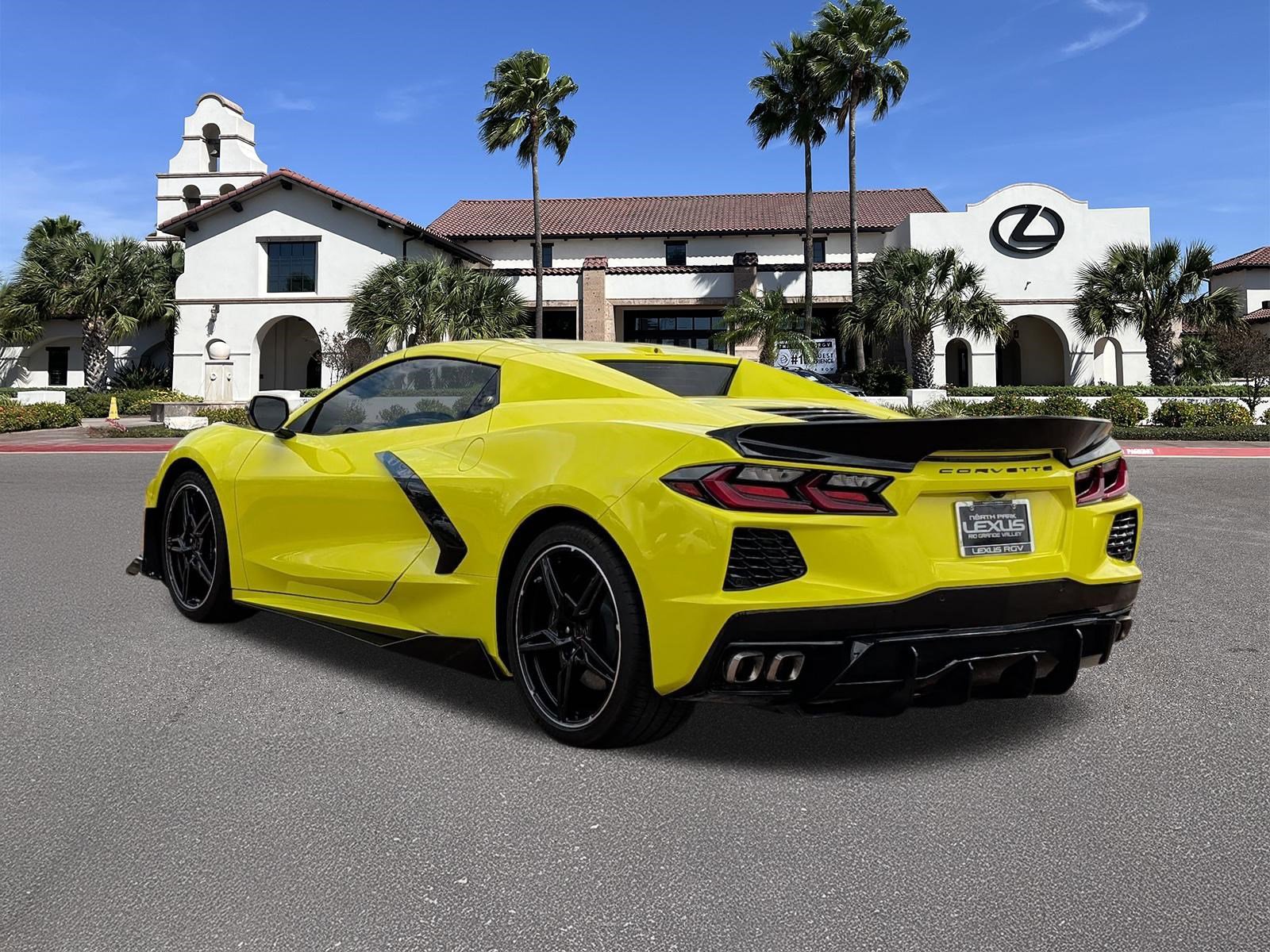 Used 2024 Chevrolet Corvette Stingray Convertible w/ 1LT RWD image 4