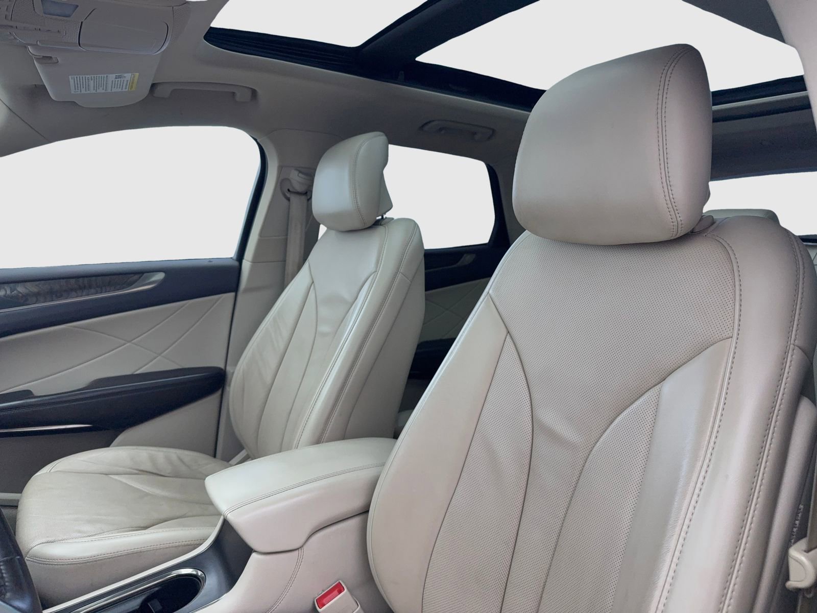 Used 2017 Lincoln MKC Reserve w/ Lincoln MKC Climate Package image 12