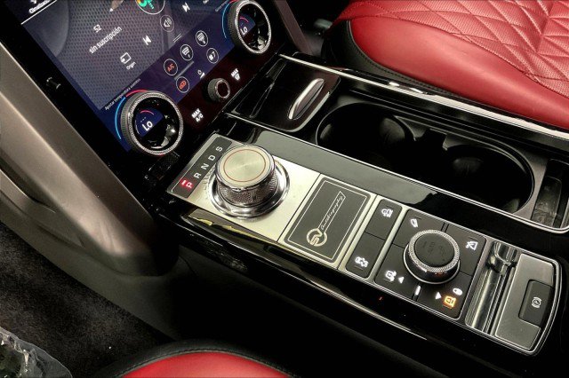 Used 2019 Land Rover Range Rover SV Autobiography Dynamic image 17