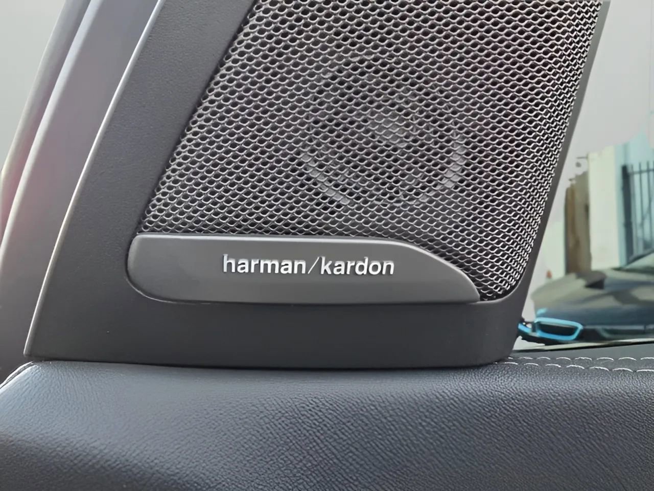 Used 2024 BMW X5 sDrive40i w/ M Sport Package image 33