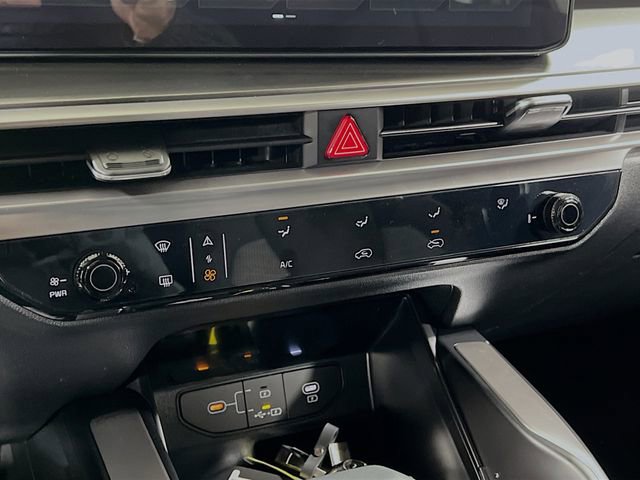 New 2026 Kia Sorento LX image 15