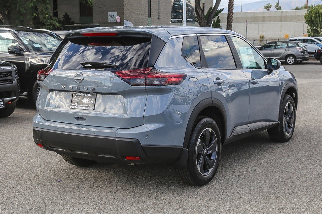 New 2026 Nissan Rogue SV image 8