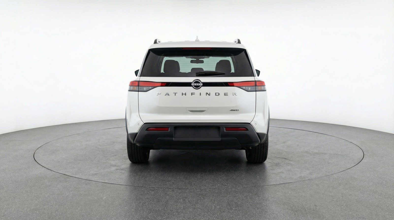 Used 2025 Nissan Pathfinder SV image 7