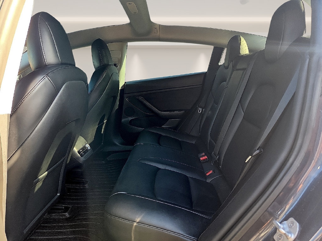 Used 2023 Tesla Model 3 Standard Range RWD image 11