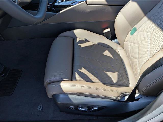 New 2026 BMW i5 eDrive40 image 4