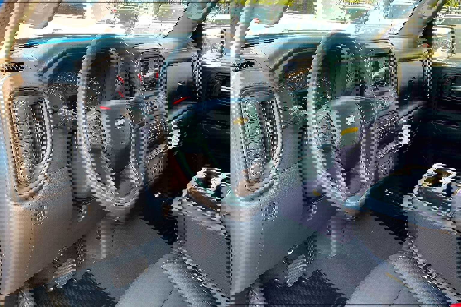 Used 2023 Chevrolet Silverado 1500 Custom image 26