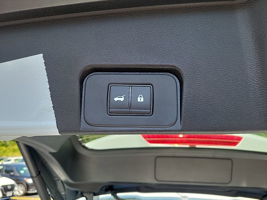 New 2026 Nissan Rogue SV image 23