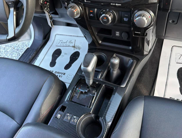 Used 2019 Toyota 4Runner TRD Off-Road Premium AWD/4WD image 3