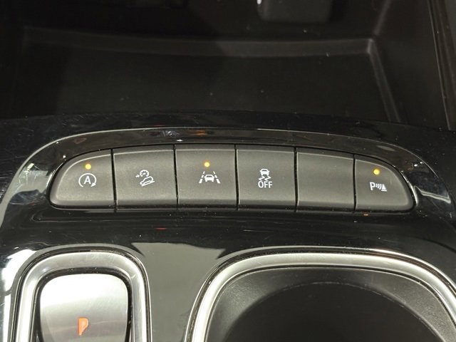 Used 2023 Buick Envision Essence w/ Sport Touring Package image 30