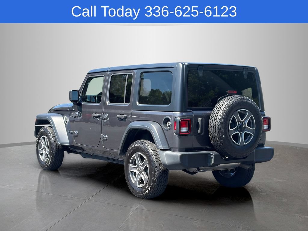 Used 2022 Jeep Wrangler Unlimited Sport AWD/4WD image 3