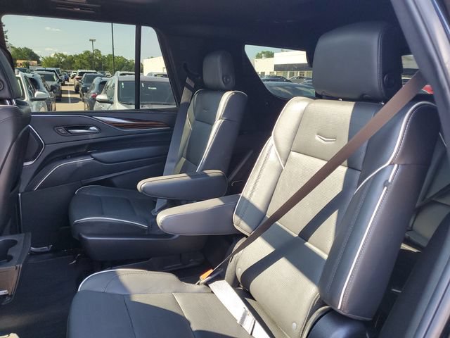Used 2024 Cadillac Escalade Premium Luxury w/ LPO, Floor Liner Package AWD/4WD image 37