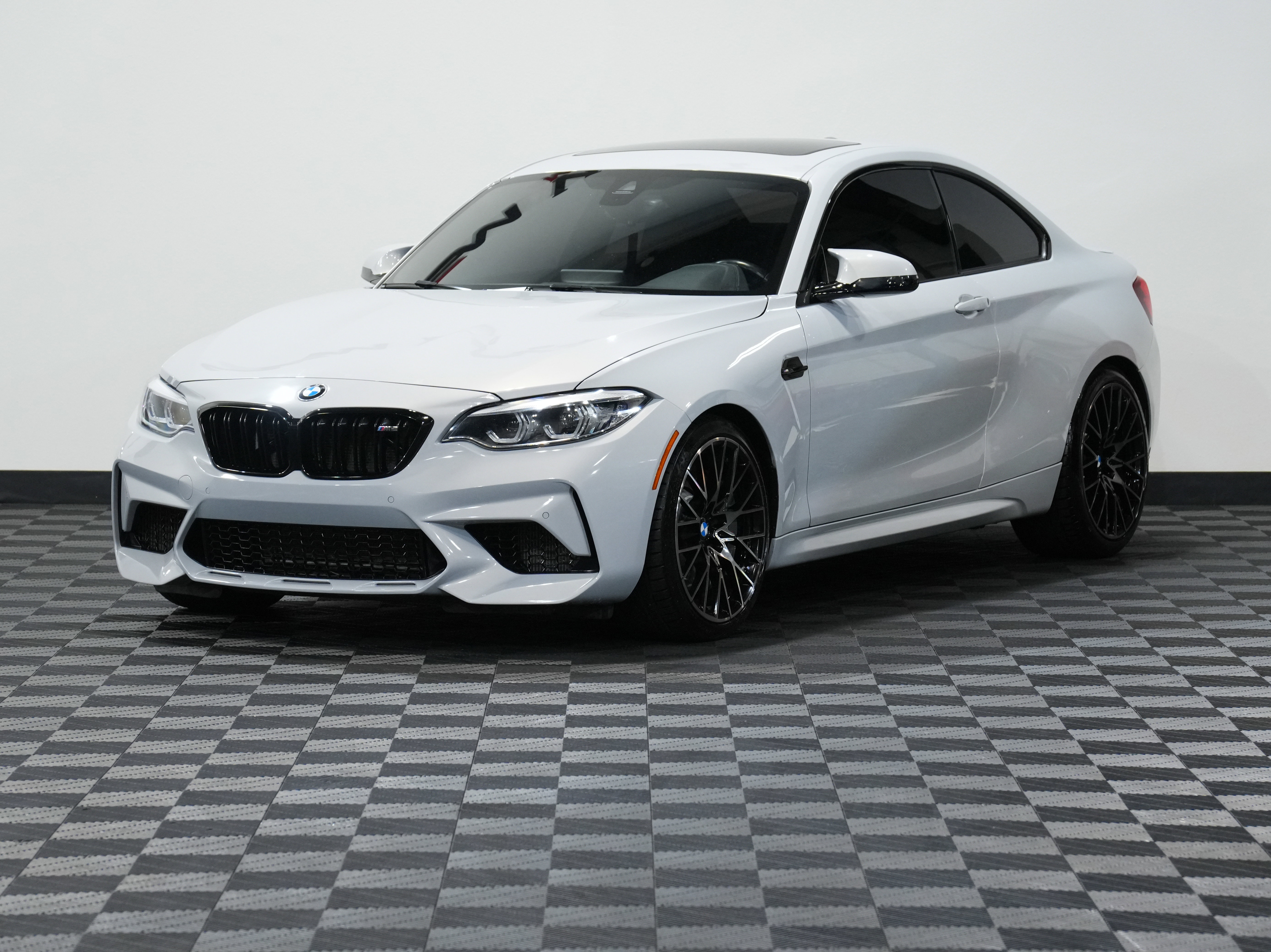 Used 2020 BMW M2 Competition w/ Executive Package image 3