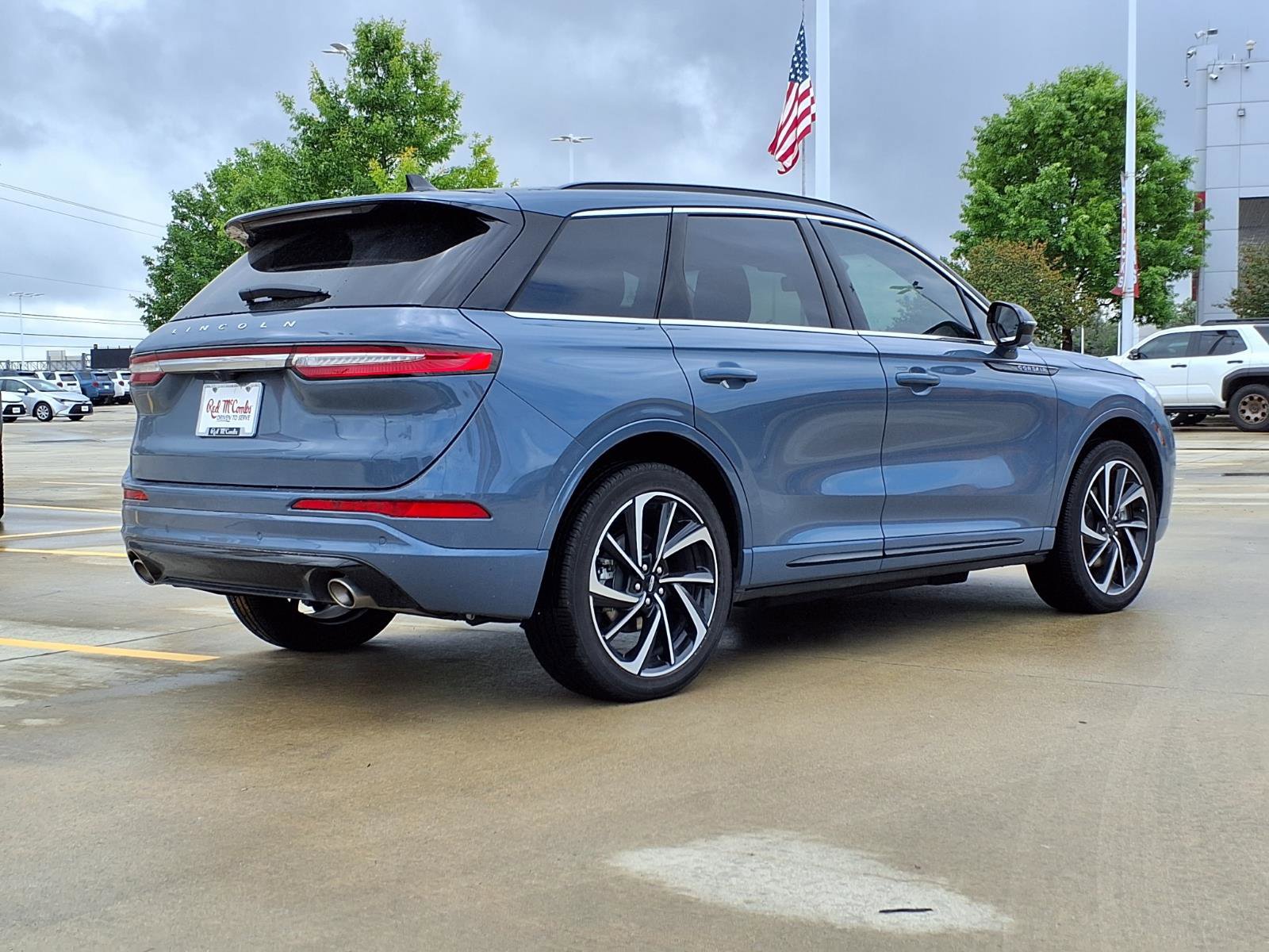 Used 2025 Lincoln Corsair Grand Touring w/ Equipment Group 301A AWD/4WD image 5