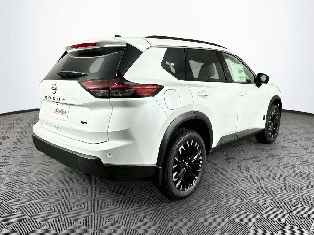 New 2027 Nissan Rogue Dark Armor AWD/4WD image 10