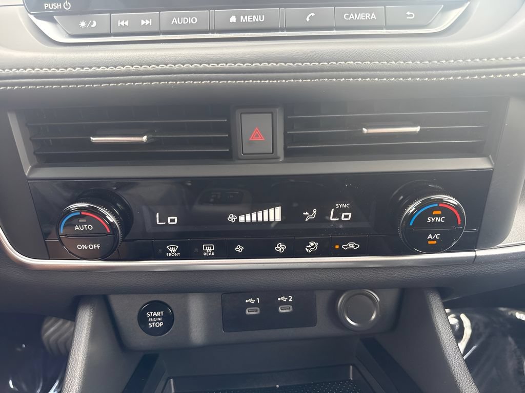 Used 2026 Nissan Rogue SV AWD/4WD image 15
