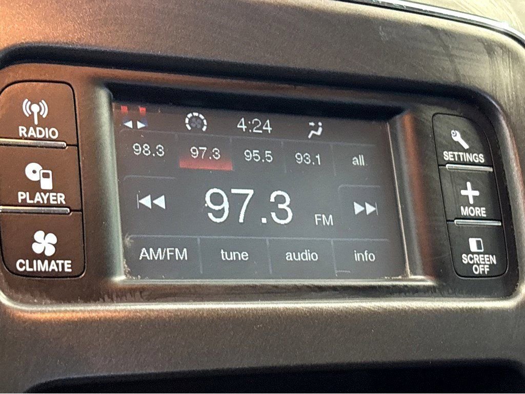 Used 2020 Dodge Journey SE w/ Blacktop Package FWD image 7
