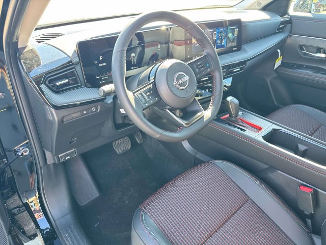 New 2027 Nissan Kicks SR w/ Cold Weather Package FWD image 20