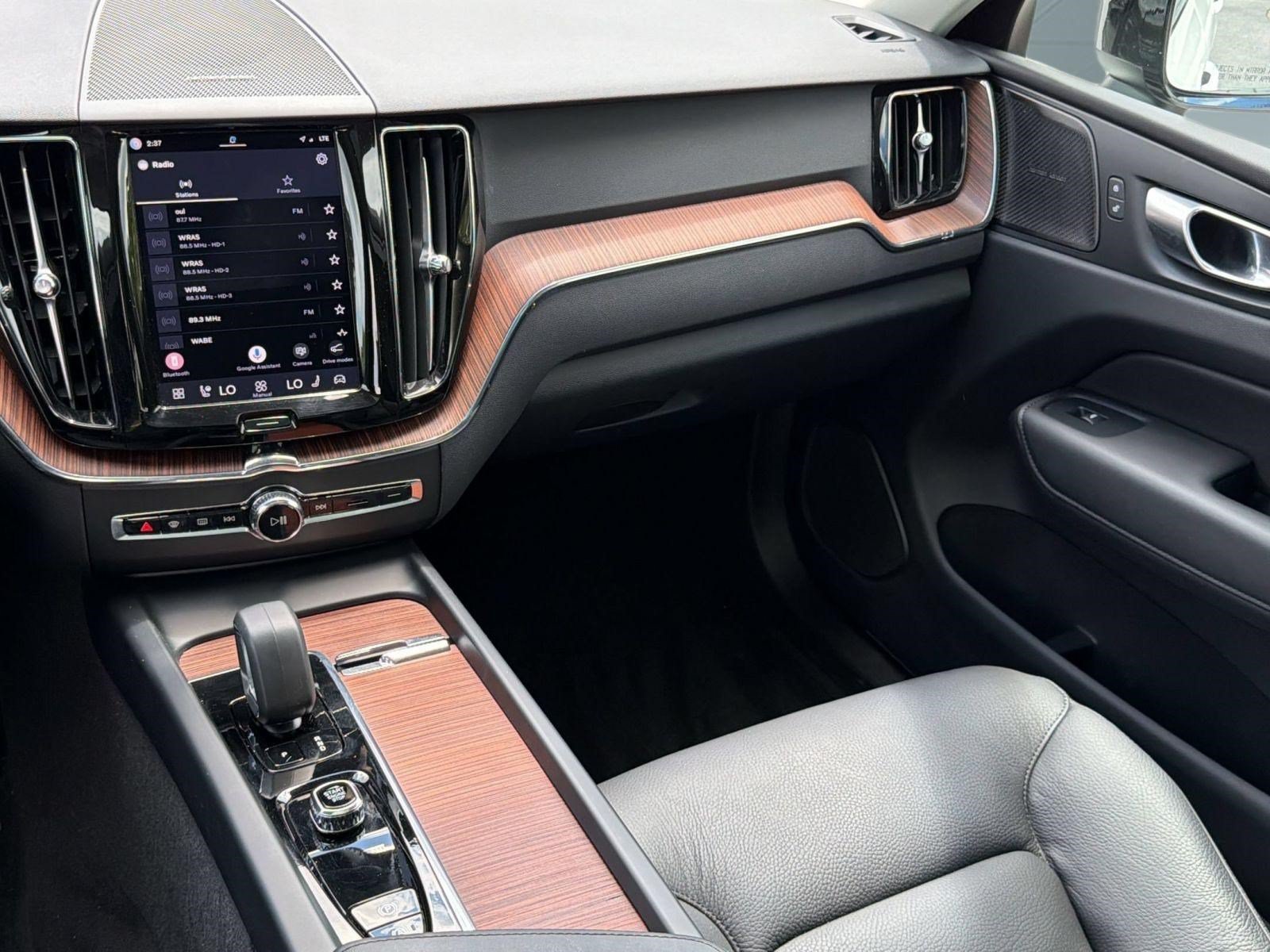 Certified 2024 Volvo XC60 B5 Plus w/ Protection Package Premier AWD/4WD image 27