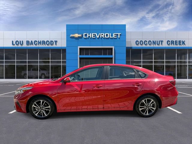 Used 2024 Kia Forte LXS FWD image 5