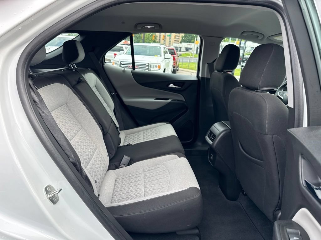 Used 2022 Chevrolet Equinox LS AWD/4WD image 20