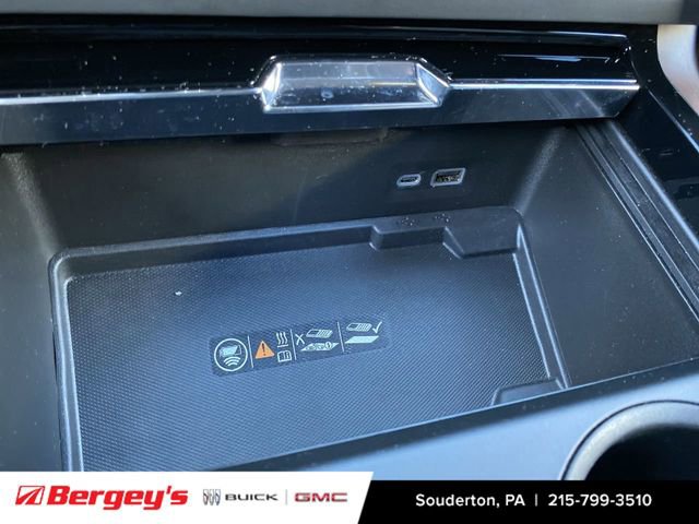 Certified 2025 GMC Yukon XL Denali image 40