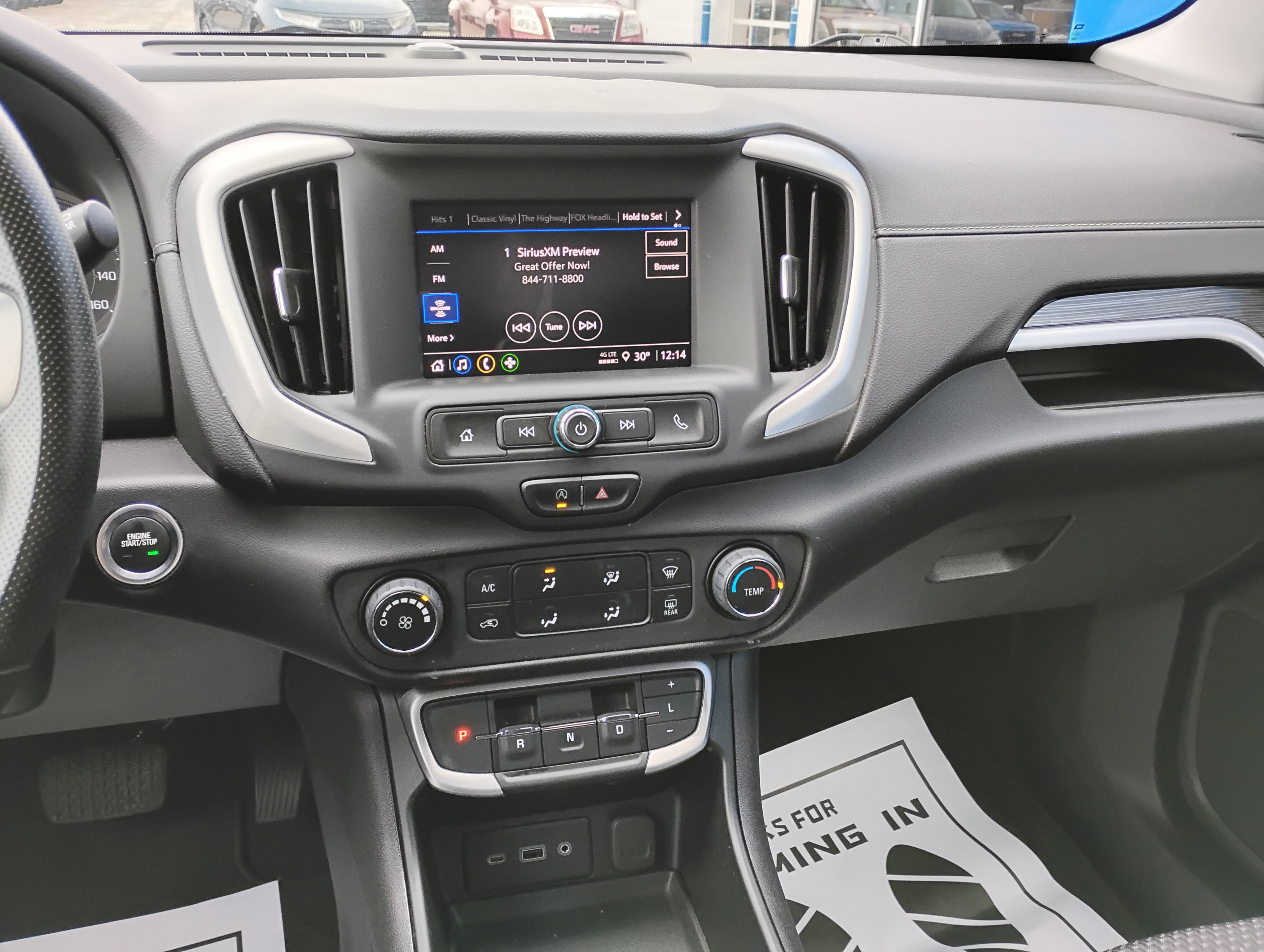 Used 2023 GMC Terrain SLE image 8