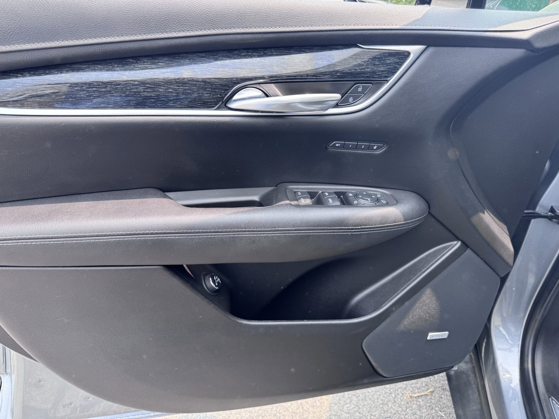 Used 2021 Cadillac XT5 Premium Luxury image 10