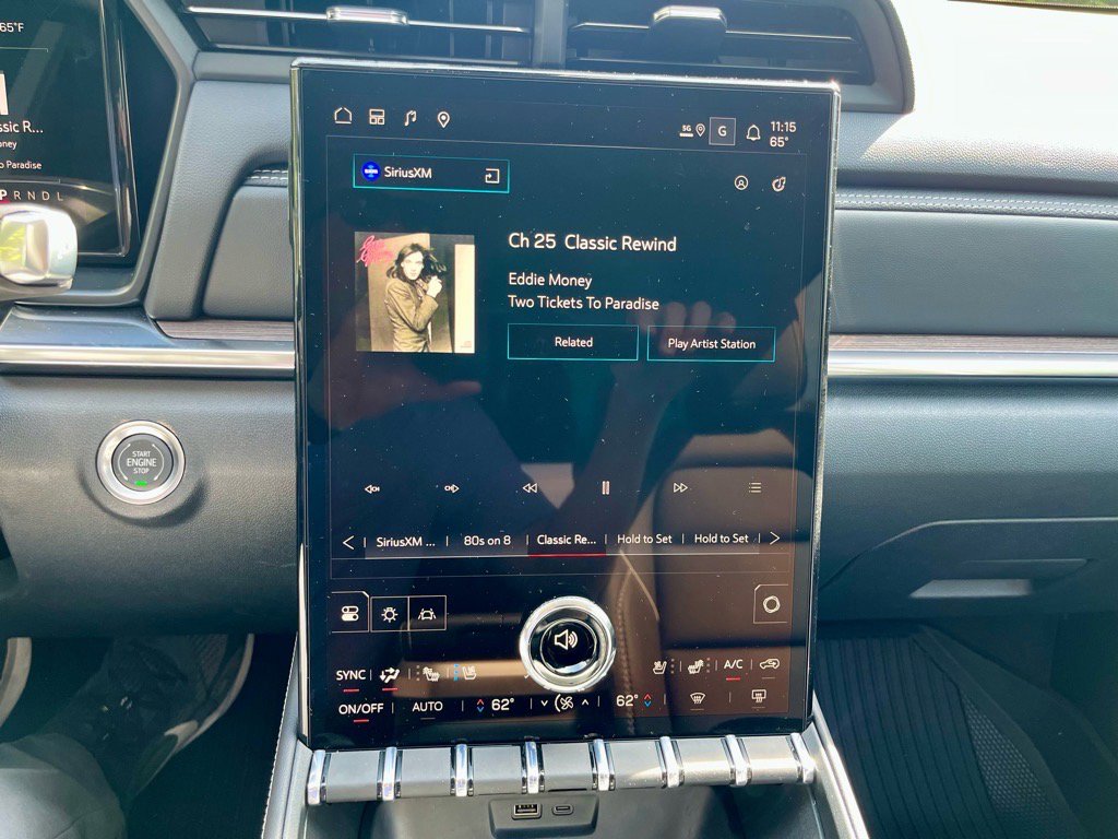 New 2026 GMC Terrain Denali w/ LPO, Floor Liner Package image 28