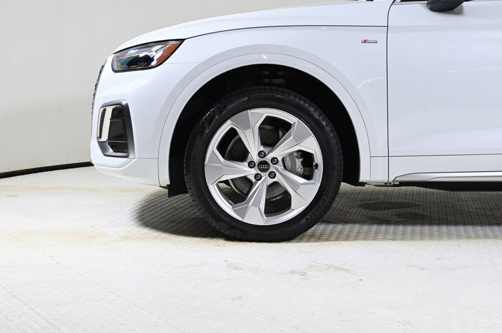 Certified 2025 Audi Q5 2.0T Premium Plus w/ Premium Plus Package image 24
