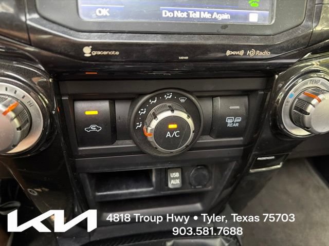 Used 2017 Toyota 4Runner TRD Off-Road Premium AWD/4WD image 19