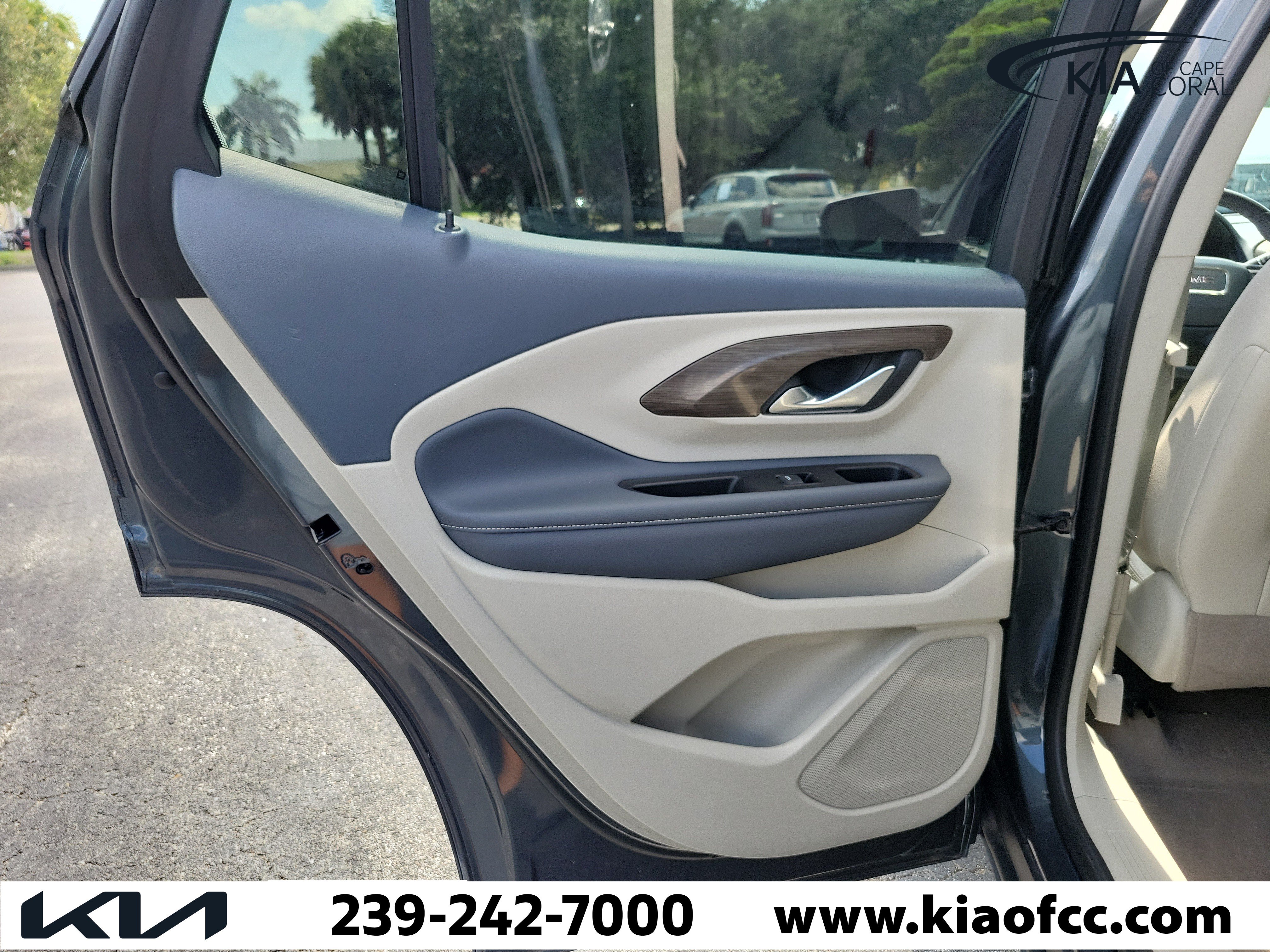 Used 2022 GMC Terrain Denali w/ LPO, Floor Liner Package AWD/4WD image 15