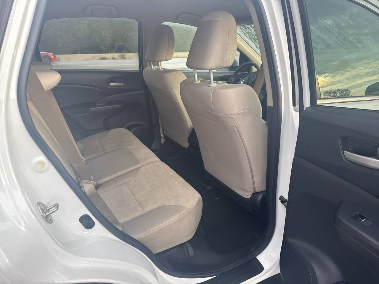 Used 2016 Honda CR-V SE image 25