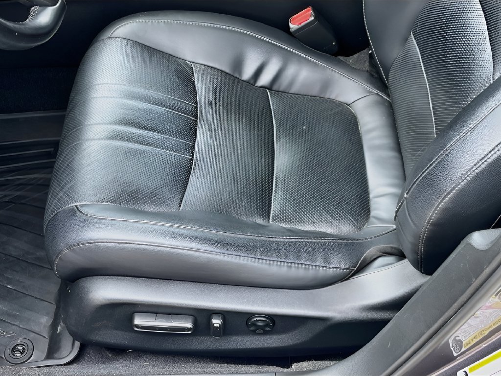 Used 2018 Honda Accord EX-L image 18